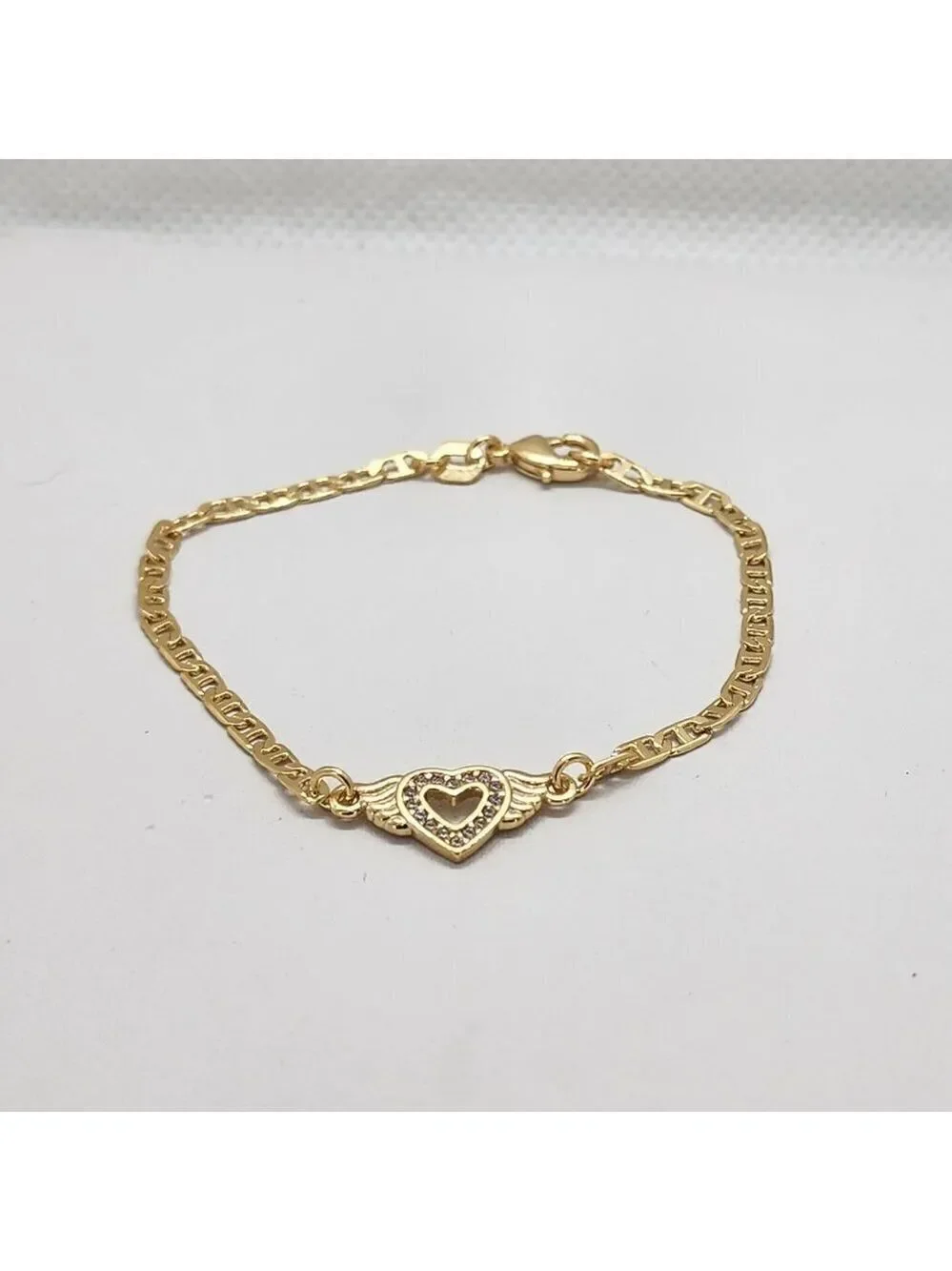 Brand New Brazilian 18k Gold Filled Heart with Wings Bracelet